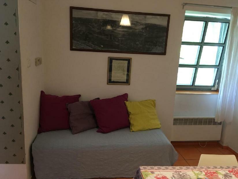Domecek U Zoo Villa Prag